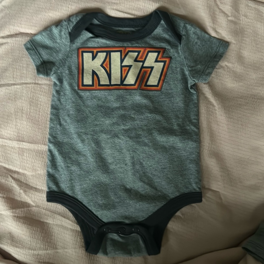 KISS Onsie Sz 3-6 mos. NWOT